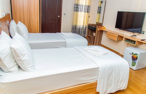 Thulusdhoo Island Hotel | Charming Hotel with Garden & Balcony