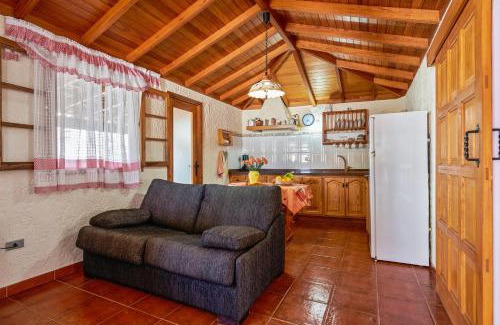 Buenavista del Norte House | Charming House in Buenavista del Norte with Shared Pool