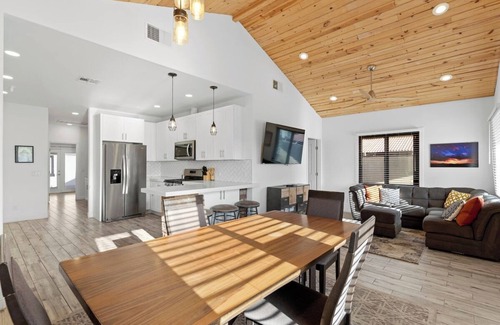 Evans Churchill House | Charming House & Cottage in Downtown Phoenix