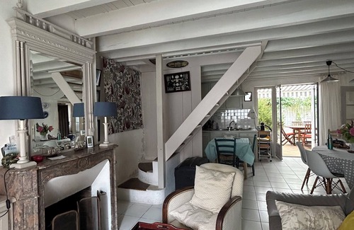 Loix House | CHARMING HOUSE ILE DE RÉ - in the heart of the village of Loix