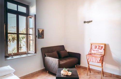 Roustika House | Charming House in Ρούστικα with Mountain View