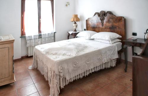 Amelia House | Charming House in Amelia with Lake View, 200 m²