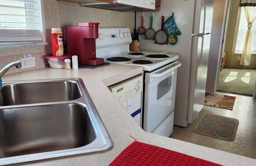 Haines City House | Charming house in beautiful Haines City with AC, WiFi