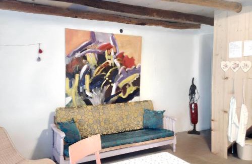 Cres House | Charming House in Filozici + Garden