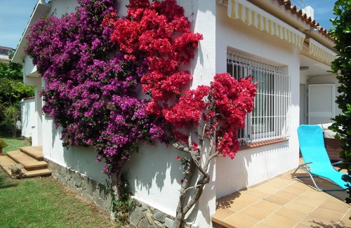 Palamos House | CHARMING HOUSE The Waterfront