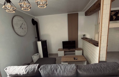 La Maison-Dieu House | Charming house with cosy terrace