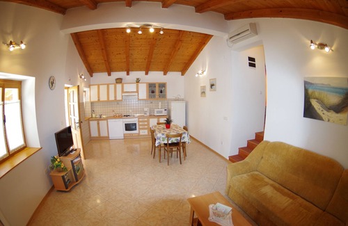 Vodnjan House | Charming house with private pool in village Sveti Kirin