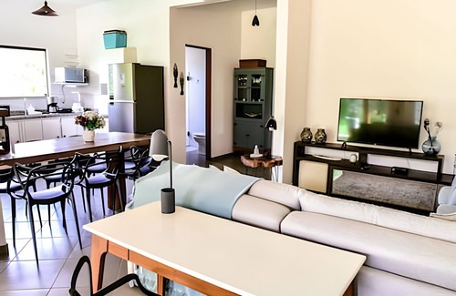 Tesouro da Colina Condo | Charming house with sea view in Ilhabela