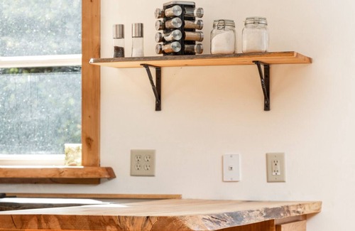 Maple City Cabin | π Charming Hygge 2BDR Cabin in Leelanau County β 4889