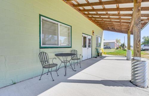 Ellston House | Charming Iowa Home 1 Mi to Golf