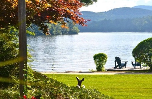 Holderness Cottage | Charming Lakeside abode on Golden Pond