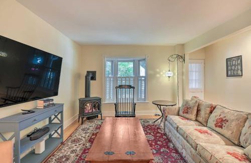 Lambertville House | Charming Lambertville Retreat - 1 Mi to River!
