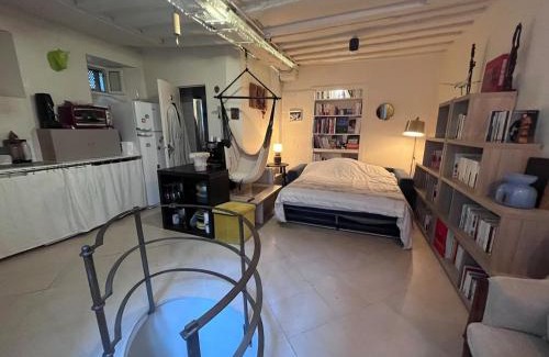 Saint-Germain-des-Pres Apartment | Charming location in Saint-Germain-des-Prés