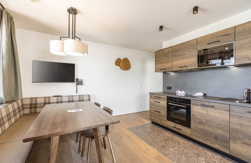 Hermagor-Pressegger See Apartment | Charming lodge with Finnish Sauna