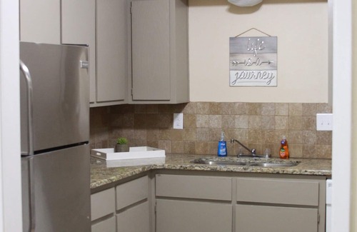 Southwood Valley Apartment | Charming Lodging! High-Quality Hospitality! (D)