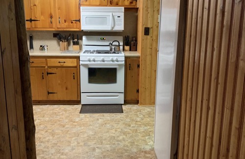 Wellsboro Cabin | Charming Log Cabin on Pine Creek Rail Trail