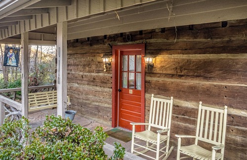 Maggie Valley Cabin | Charming Log House - Ponds, Fireplace, AC, WiFi - Snowbird, Dog & Biker-Friendly