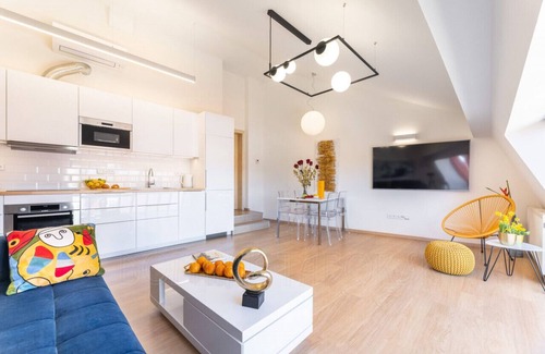 Prague 1 Apartment | Charming & Luxurious Penthouse, A/C & Grand Views