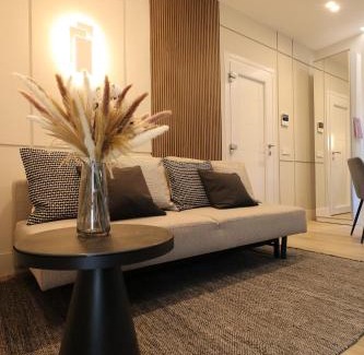 Olbia City Centre Apartment | Charming & Luxurious Suite Garibaldi BIG - Fully equipped & renovated - Old Town