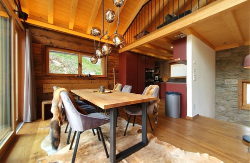 Saas-Fee Ski Chalet | Charming Luxury Chalet Engedi