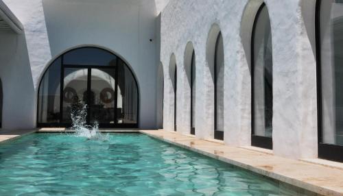 Bir Bou Rekba Villa | Charming Luxury Villa Poolside Paradise in Nature