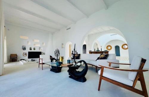 Bir Bou Rekba Villa | Charming Luxury Villa Poolside Paradise in Nature