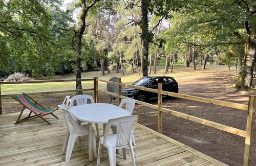 Braize House | Charming Mobile Home with swimming pool in Saint Bonnet Troncais.