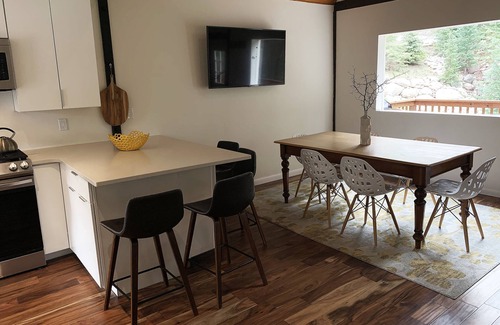 Vail House | Charming, Modern Cabin-A house in Vail all to yourself!