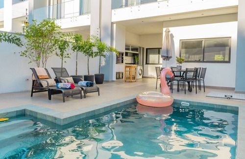 Foz do Iguacu Villa | Charming & Modern Villa with KING BED in the hear of Foz do Igua