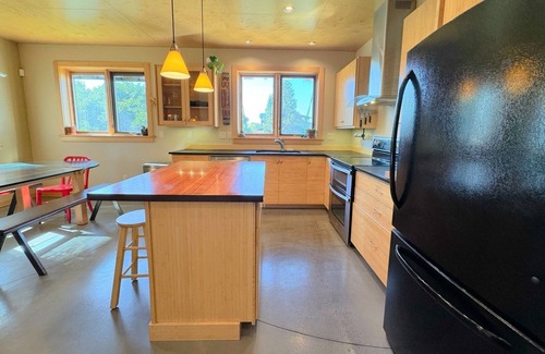 Driggs House | Charming Mountain Getaway w/Hot Tub in Driggs