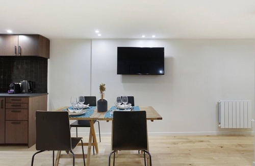 Quartier du Faubourg-Montmartre Apartment | Charming & New Apartment Paris Center Grands BLD