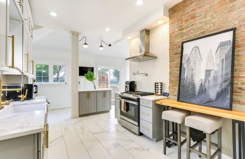 Forest Hill House | Charming Newark Home in Historic District!