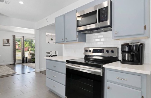 Northwest Dallas House | Charming newly renovated and newly furnished 3 bedroom, 3 full bath home within minutes of all of Dallas’ top sights.