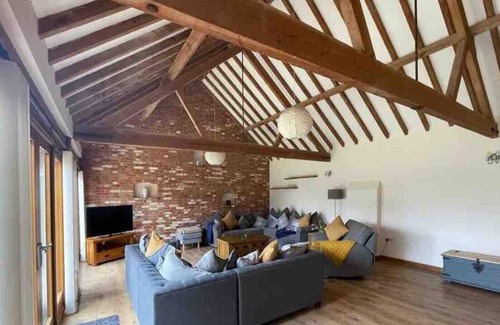 East Dereham House | Charming Norfolk Barn Conversion in Barnham Broom
