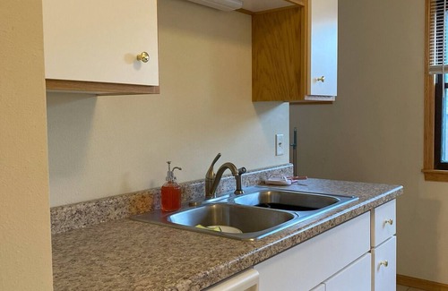 St. Cloud House | Charming Place in St. Cloud with 10/20% Wk/Mo discount