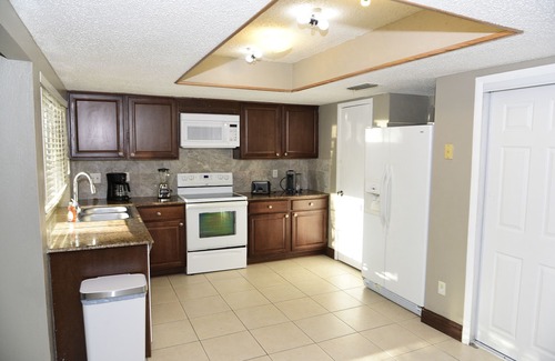Plano House | Charming Plano Hideaway 3Bedrooms 2Bathrooms with Cozy Vibes