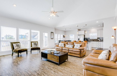 Pointe San Luis House | Charming Playa San Luis Getaway w/Gulf Views & Decks - Near Coast