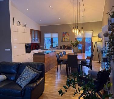 Mosfellsbaer Villa | Charming Private Home with Hot Tub and Esja Mountain View