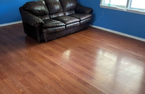 Murfreesboro House | Charming private room with a private bathroom and WiFi, AC in Murfreesboro