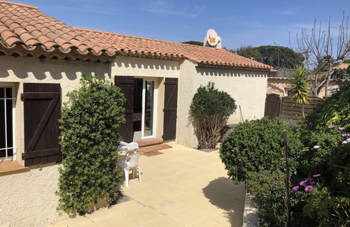 Sainte-Maxime House | Charming Provencal house, beautiful view, near beach, swimming pool, tennis court