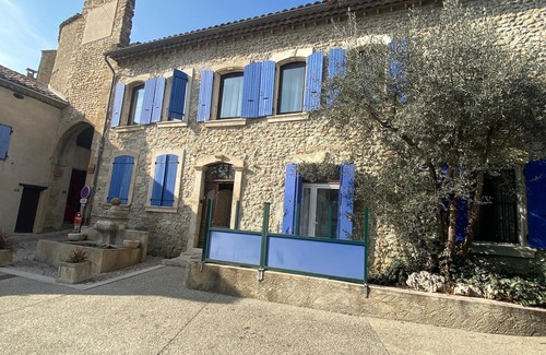 Vinsobres House | Charming Provencal house sleeps 6 (+ 4 optional)
