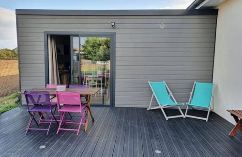 Saint-Romain-la-Motte House | Charming, quiet apartment with grounds