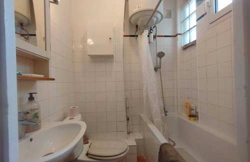 Epinettes Apartment | Charming, quiet apartment near the Olympic sites