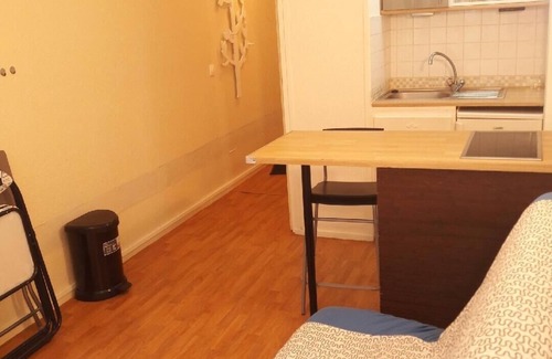 Quartier Grieu-Vallon Suisse-Saint-Hilaire Apartment | Charming quiet studio with parking