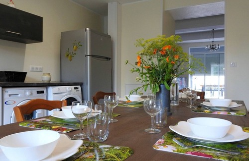 Dommartin-le-Franc Cottage | Charming Renovated Farmhouse with Terrace in a Verdant Valley Near Lake Der