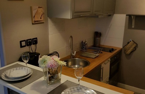 Enclos Apartment | Charming renovated studio 10m from the port in a pedestrian street