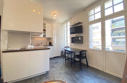 La Baule-Escoublac Apartment | Charming Renovated Studio, Sleeps 4, Near Beach and Market
