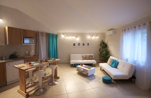 Porto-Vecchio House | Charming residence and SPA, nestled in the maquis, in PORTO-VECCHIO