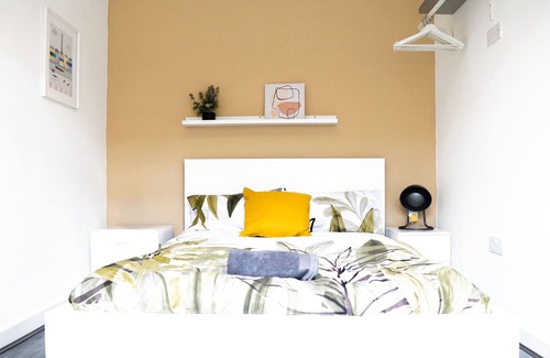 Vauxhall House | Charming Retreat in the Heart of the City