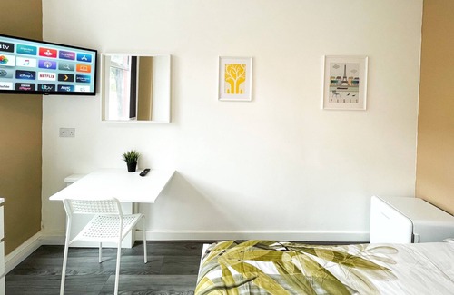 Vauxhall House | Charming Retreat in the Heart of the City